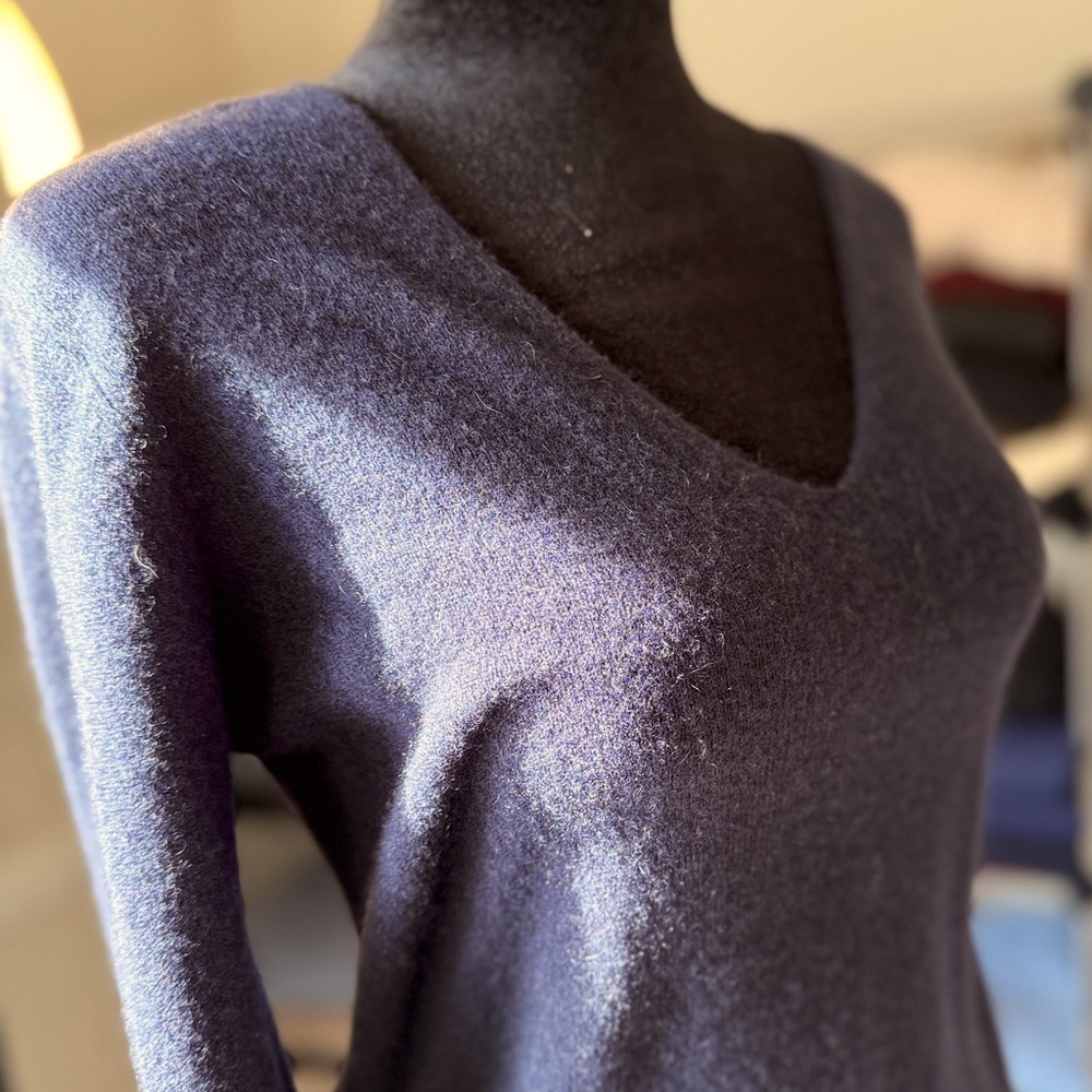 Goats Cashmere V-Neck Sweater Dress, Dark Blue, S.